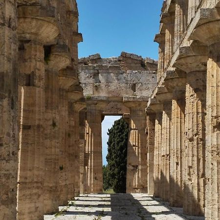 Chiaro Di Luna - Appartamento Luna Crescente Paestum Exterior foto